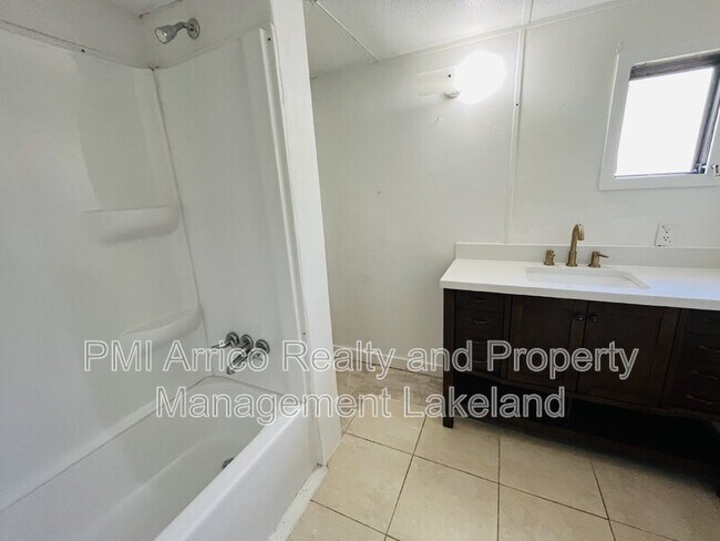 Building Photo - 2511 Futch Rd