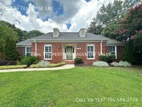 Building Photo - 10024 Tealridge Ln