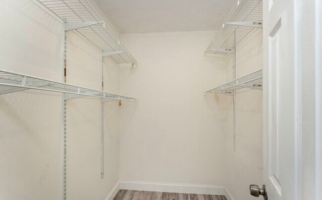 Foto del edificio - 3444 Partridge Ct