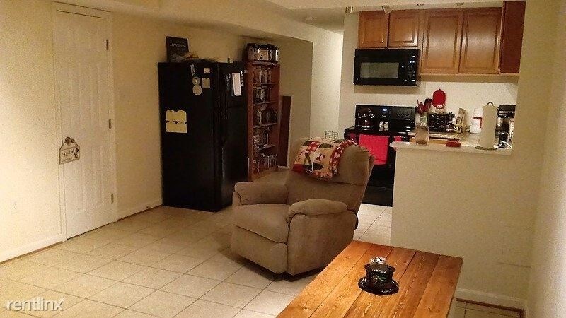 Foto del edificio - 1 br, 1 bath Apartment - 1 West Duck Street 1