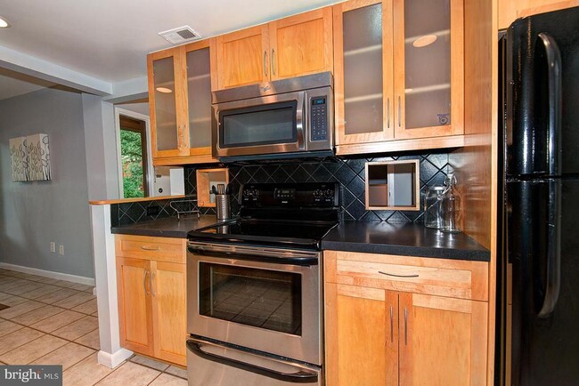 Building Photo - 11519 Hearthstone Ct