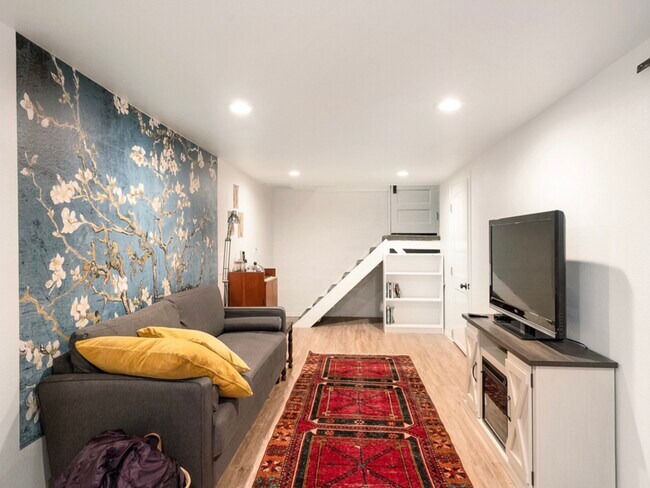 Foto del edificio - 210 W 32nd St