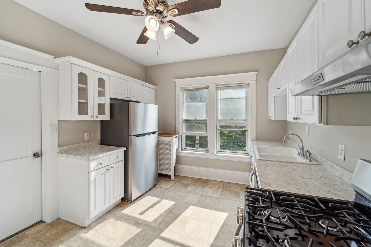 Foto principal - 1223 Dayton Ave