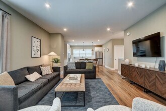 Building Photo - 1326 Colere Pl
