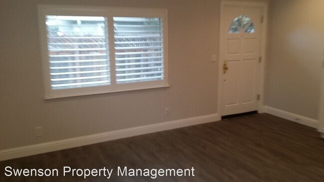 Building Photo - 1 br, 1 bath House - 9637-B Thunderbird Drive