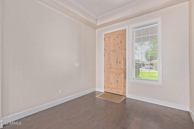 Foto del edificio - 3748 E Hazelwood St