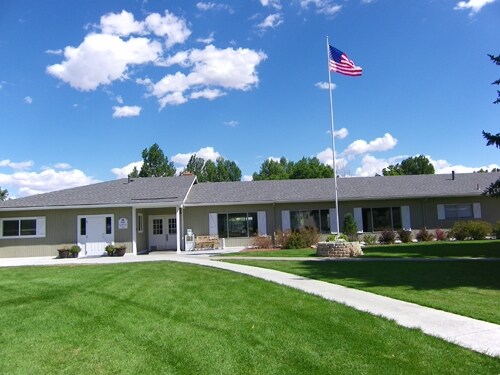 Primary Photo - Friendly Village of Greeley