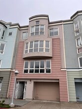 Building Photo - 770 Great Hwy