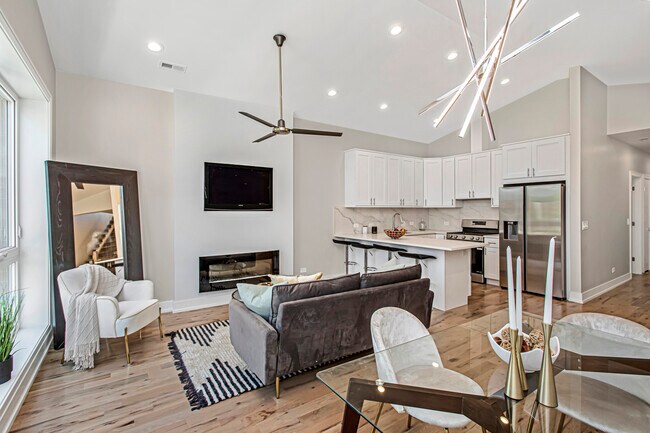 Foto del edificio - 4603 S St Lawrence Ave