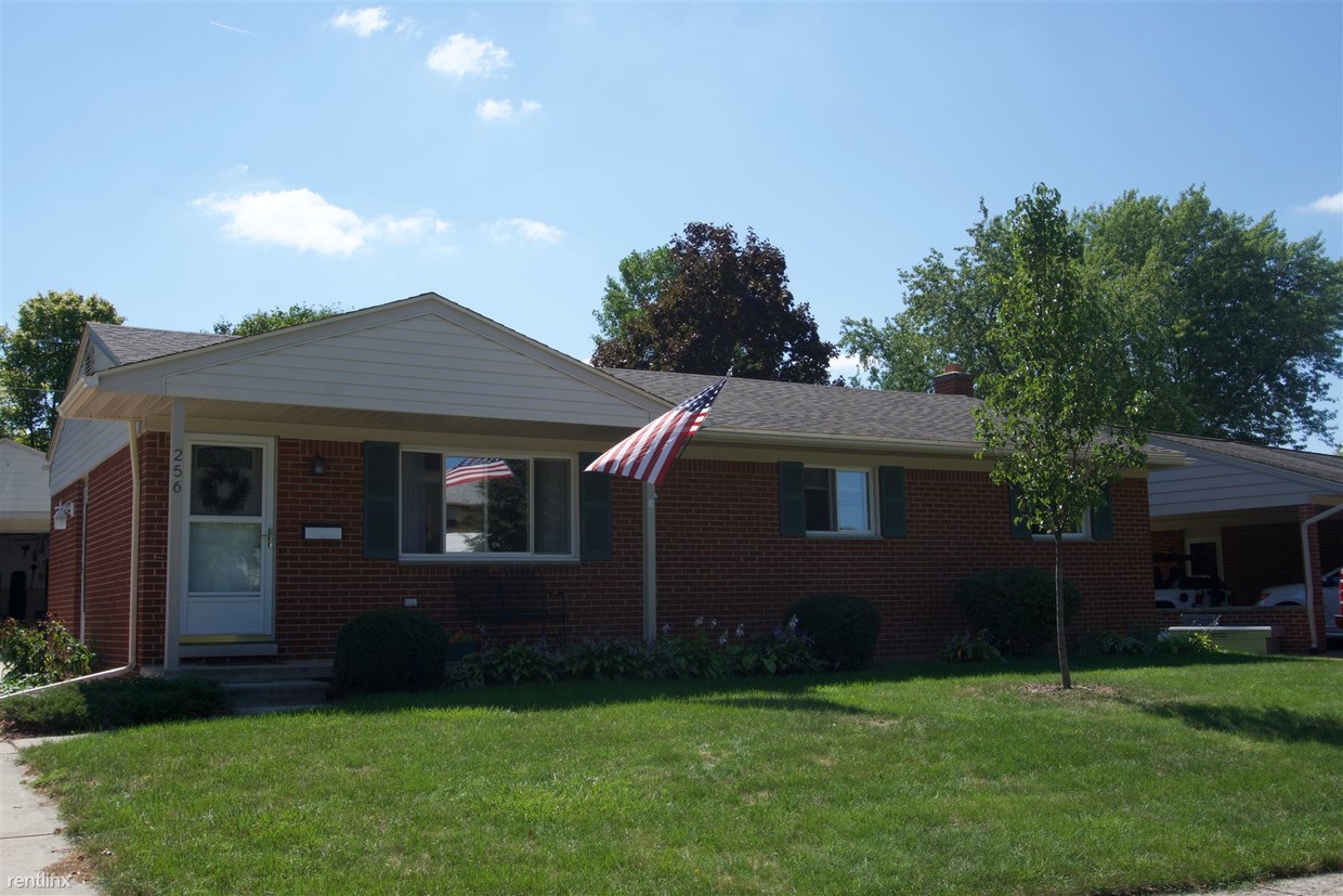 Primary Photo - 3 br, 1.5 bath House - 256 Nichols Dr