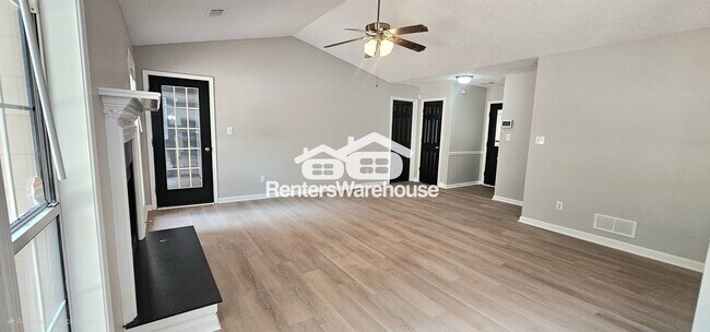 Building Photo - 5899 Meadow Ln