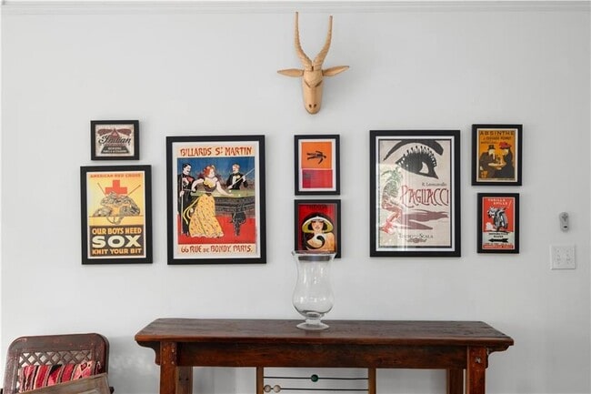 Building Photo - 217 Berean Ave SE