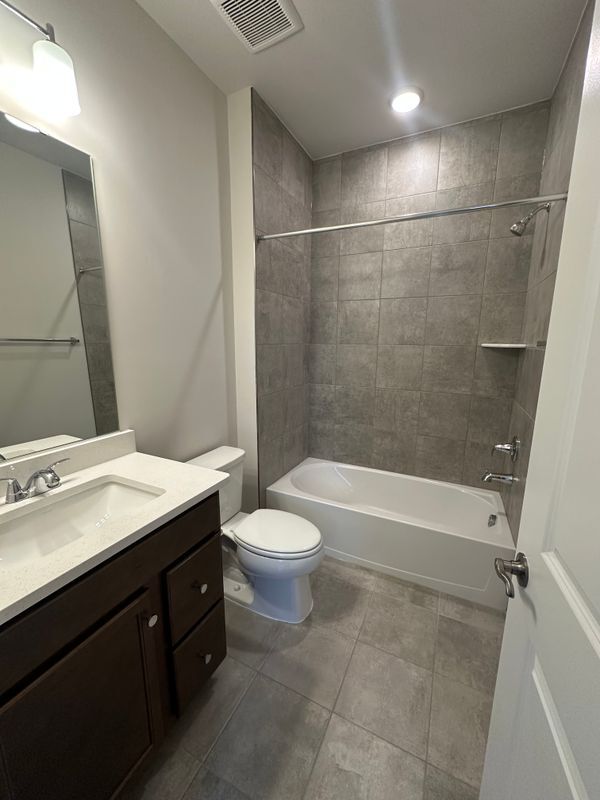 Foto del edificio - 6943 Cloverfield Ln