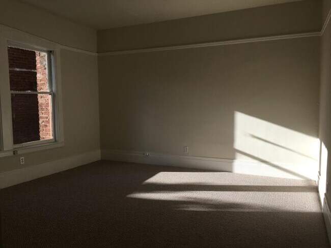 Foto del edificio - bedroom in San Francisco CA 94109