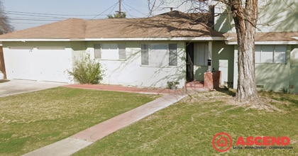Building Photo - 1017 Paloma St