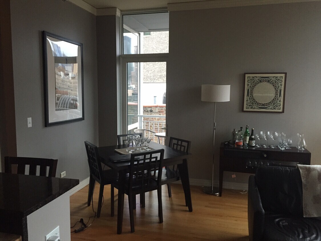 Primary Photo - 170 W Polk St