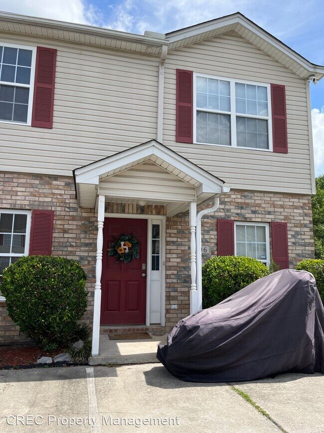 Building Photo - 3 br, 2.5 bath House - 106 Pineshadow Drive