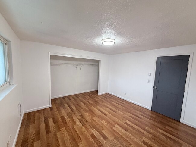 Foto del edificio - 3901-3912 12th St SW