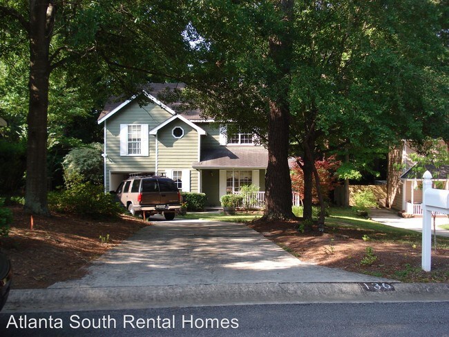 Building Photo - 136 Braelinn Ct