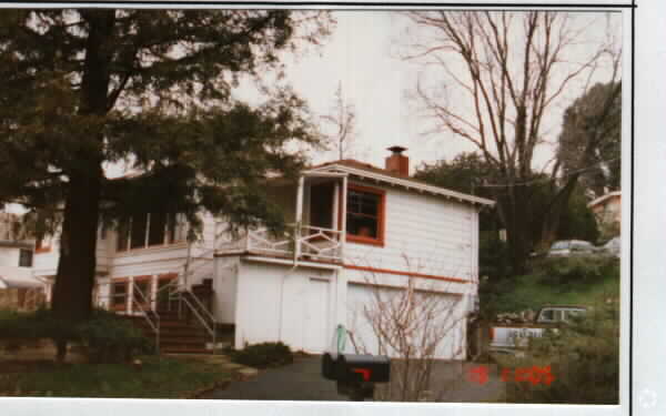 Building Photo - 21 St. Johns Ct