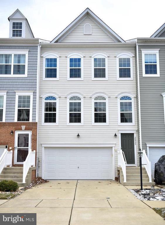 Primary Photo - 20955 Brunswick Ln