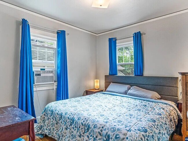 Foto del edificio - 1510 Summer St NE