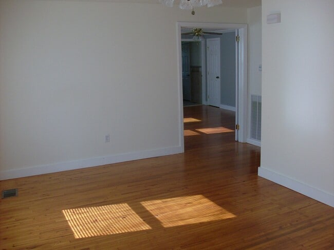 Sala de estar - 304 S Broad St