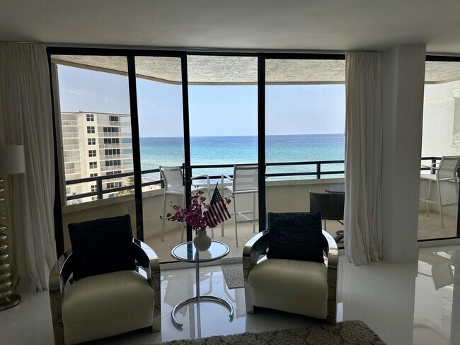 Foto del edificio - 3560 S Ocean Blvd