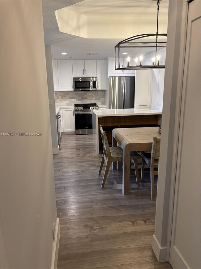 Foto del edificio - 6700 NW 114th Ave