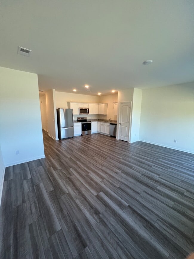 Building Photo - 604 Scarlett Maple St