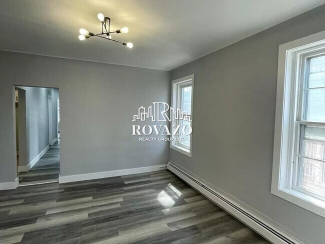 Building Photo - 721 Highland Ave- 4 bedroom in Newark