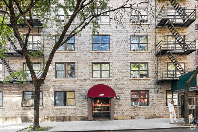 Building Photo - 340 E 63rd St