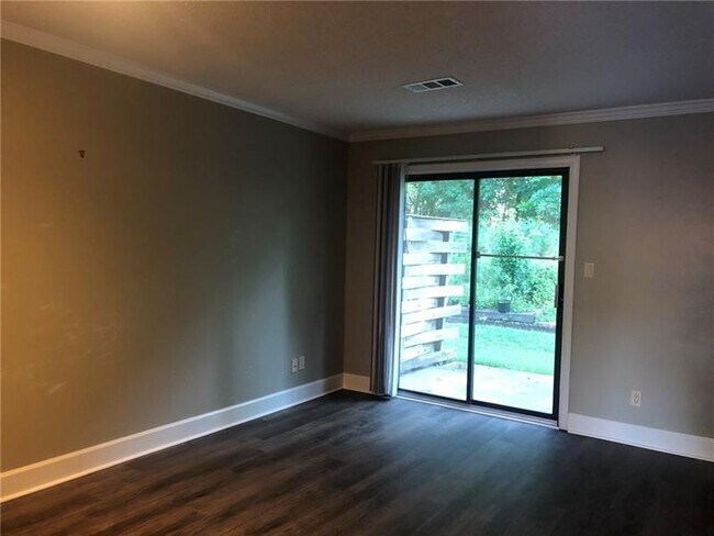 Building Photo - 3730 Old Flowery Branch Rd