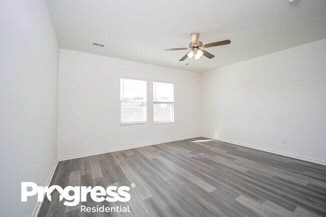 Building Photo - 522 Polaris Wy