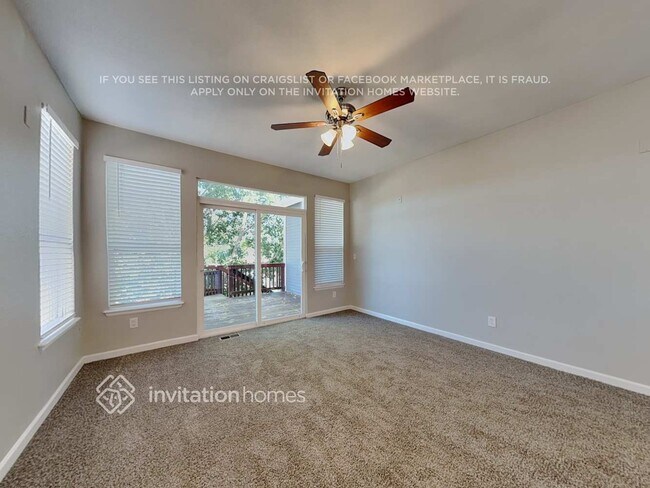 Foto del edificio - 7730 Mountain Laurel Dr