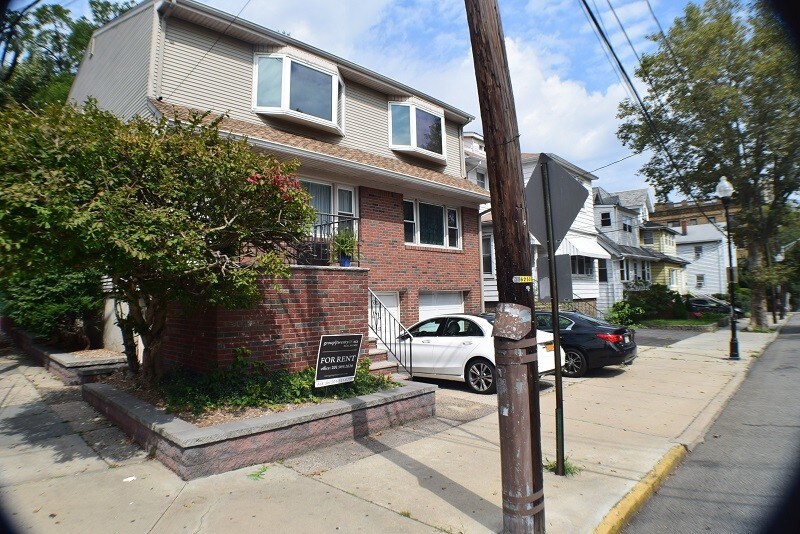 Foto principal - 7201 Boulevard E
