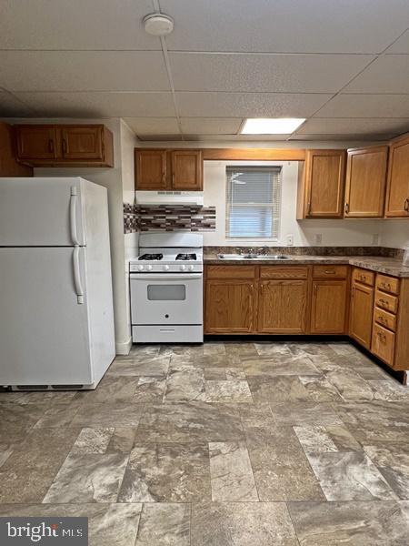 Building Photo - 32 York St