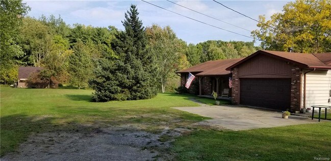 Foto del edificio - 1497 Gage Rd