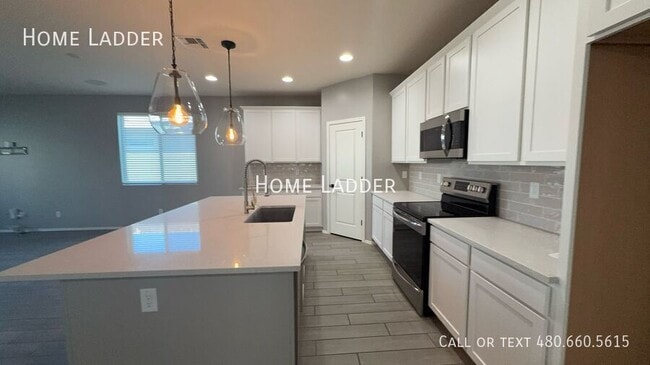 Building Photo - 17662 W Via De Luna Dr