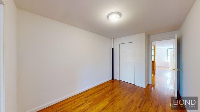 Foto del edificio - 184 First Avenue