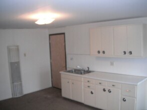 Building Photo - 209 Paul Ave N