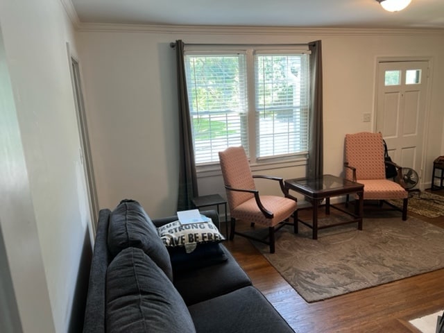 Photo - 127 Victory Dr SE House