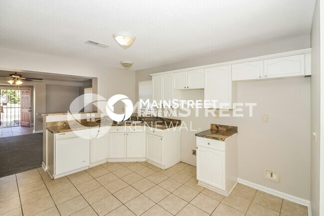 Building Photo - 3 Bedroom Pet-Friendly Home in Memphis, TN...