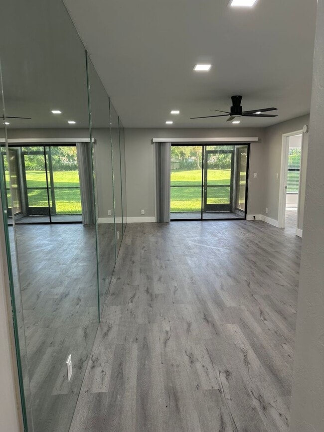 Building Photo - 3100 Millwood Terrace