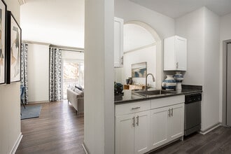Building Photo - Highlands at Dearborn Apartments