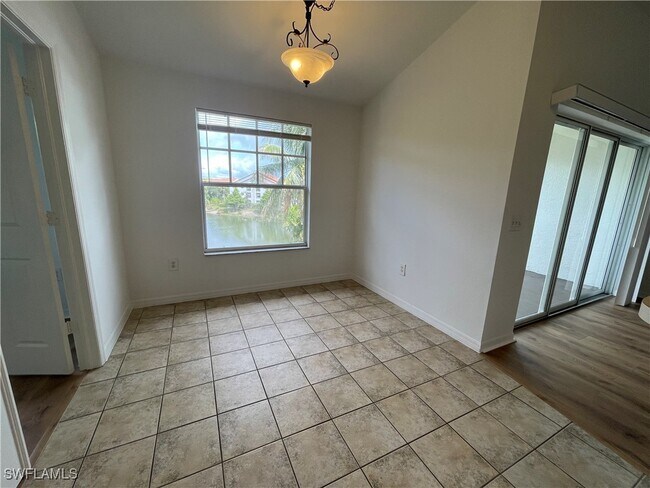 Foto del edificio - 7905 Preserve Cir