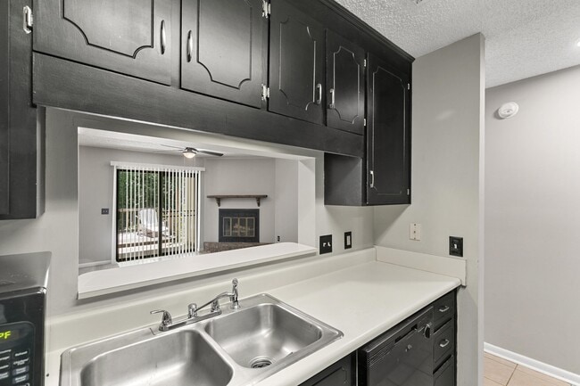 Foto del edificio - 115 Candlebrook Dr