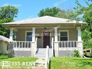 Building Photo - 830 S Hardy Ave