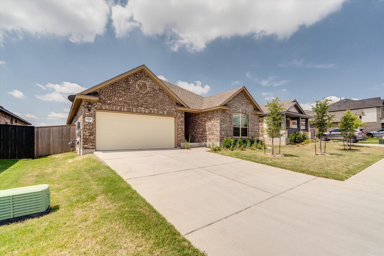 Foto principal - 3500 Pauling Loop