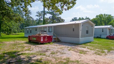 Building Photo - 1202 US-190